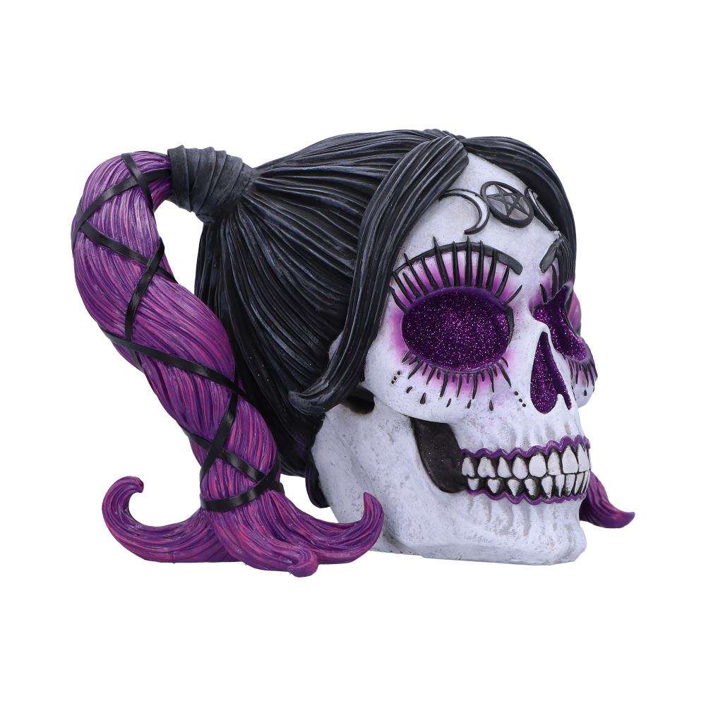 Drop Dead Gorgeous - Myths and Magic Voodoo Doll Skull