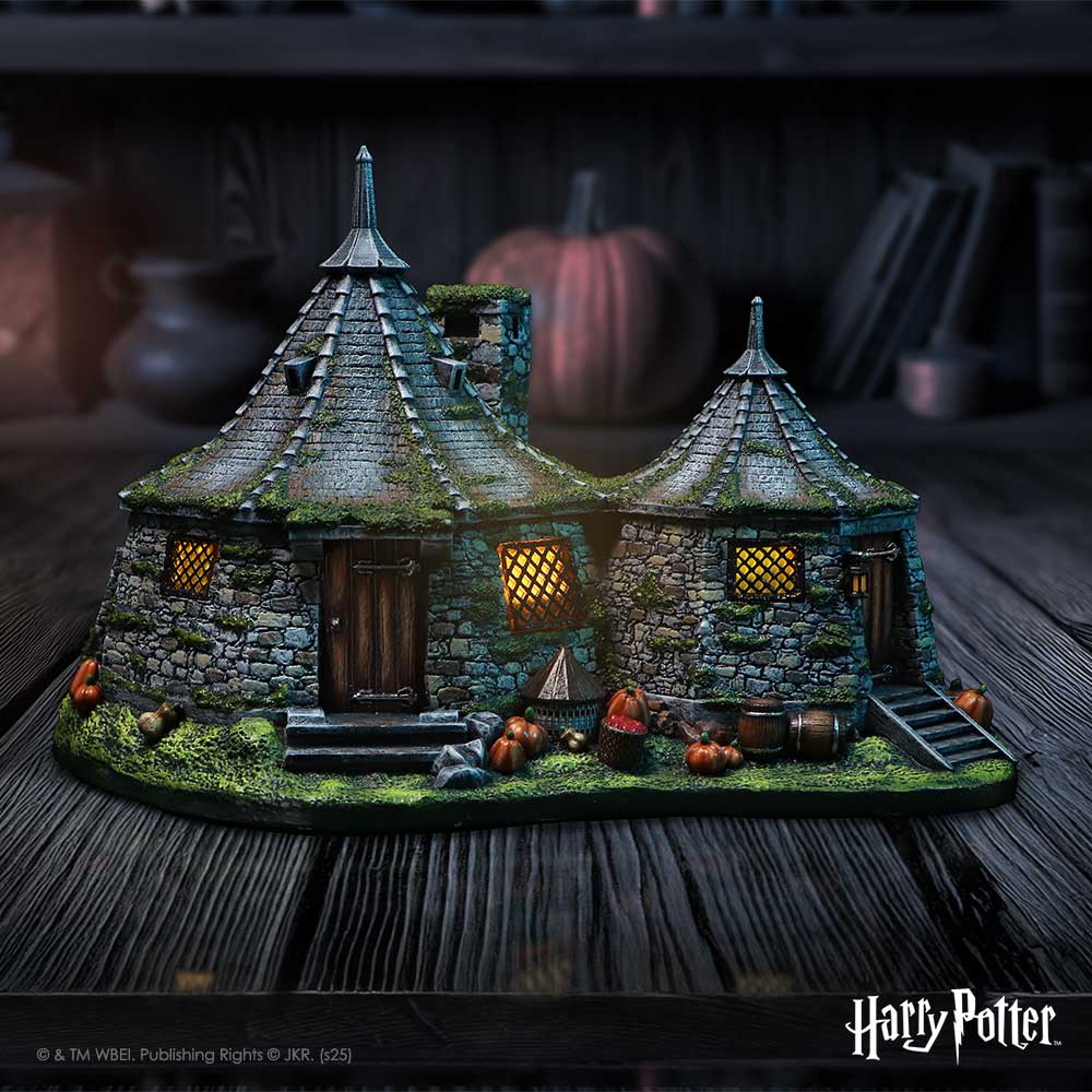 Harry Potter Hagrids Hut Light up LED Figurine 13cm